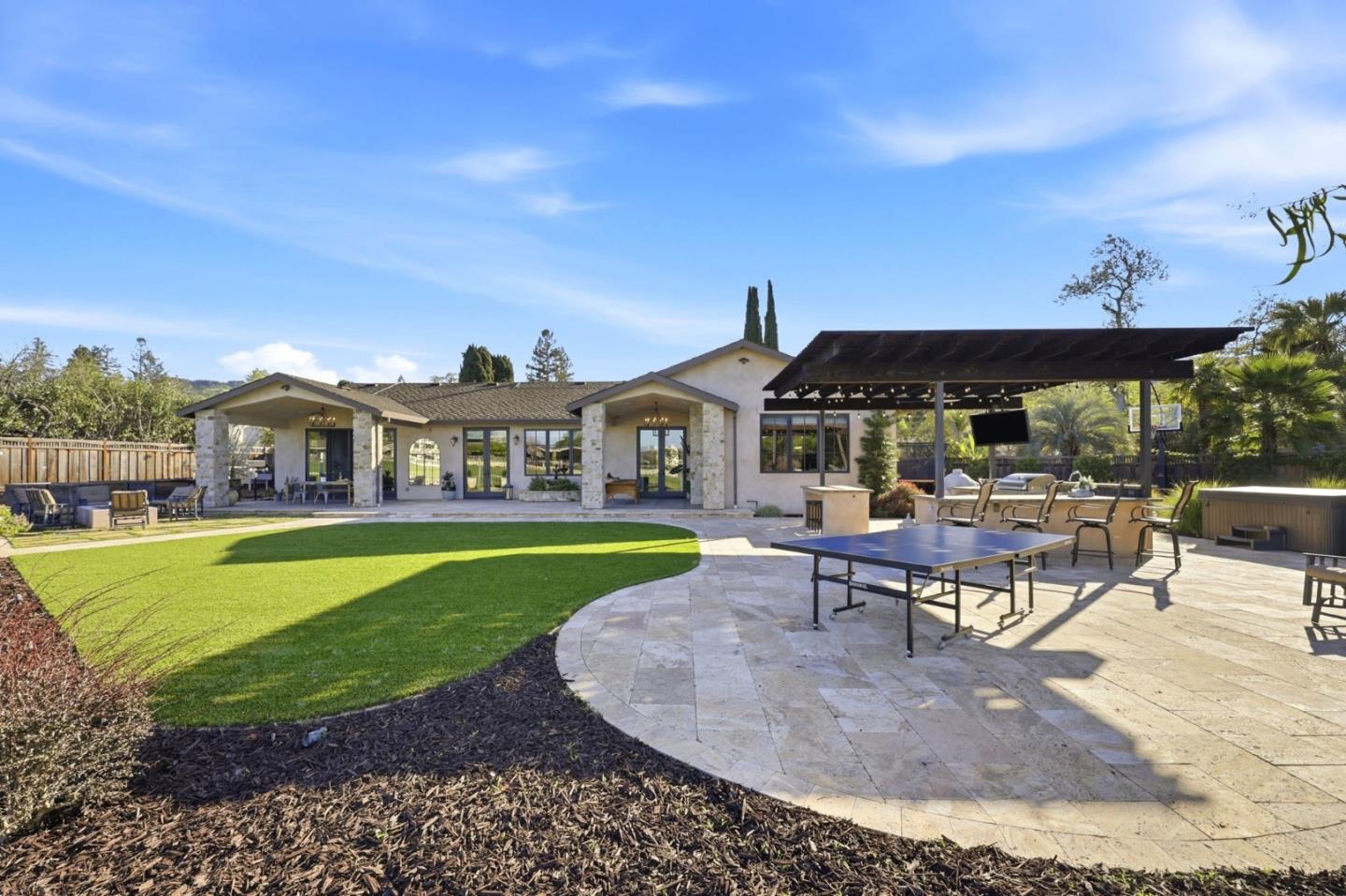 6690 Indian Springs Court