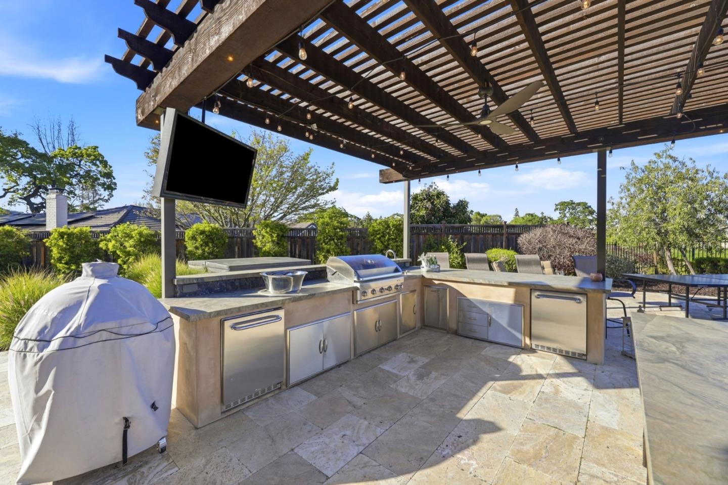 6690 Indian Springs Court