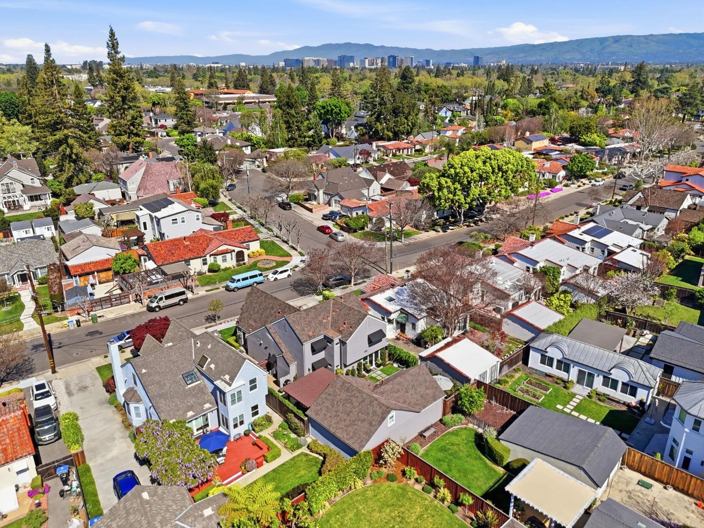 1152 Willow Glen Way