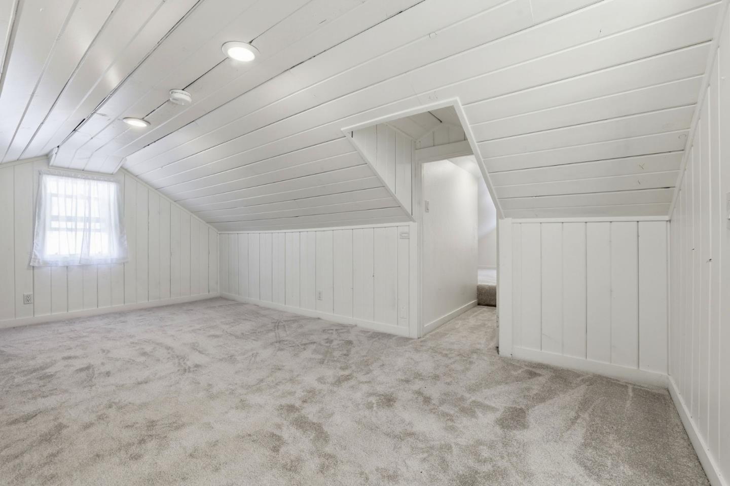 1152 Willow Glen Way