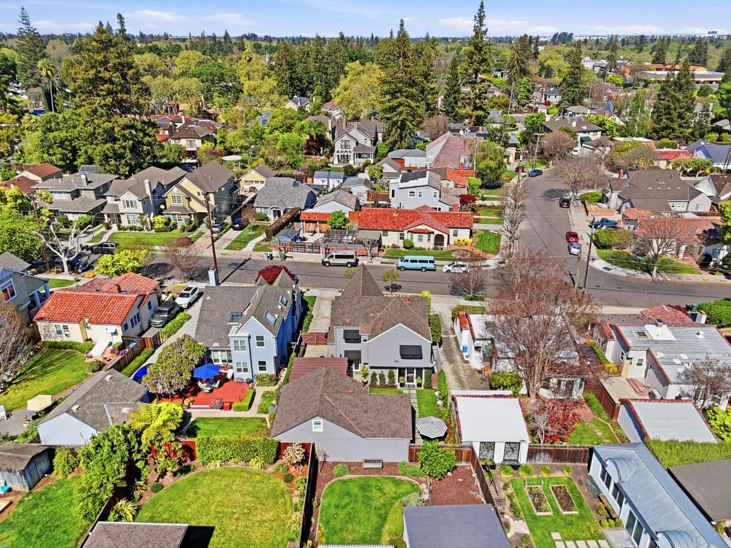 1152 Willow Glen Way