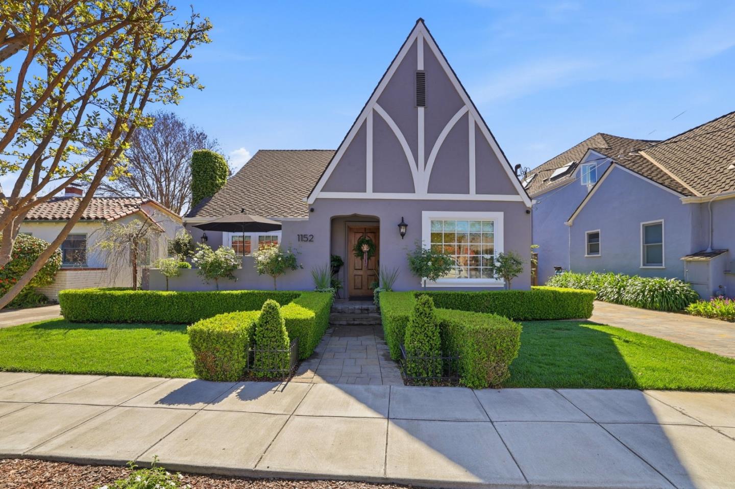 1152 Willow Glen Way