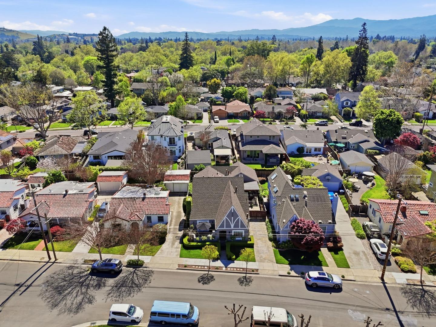 1152 Willow Glen Way