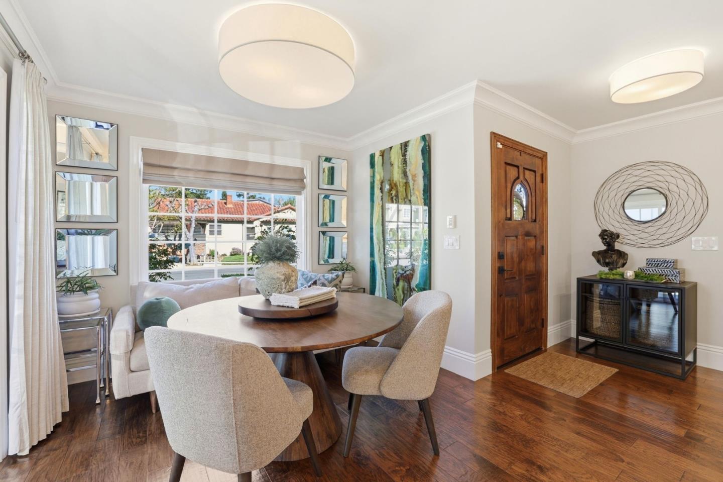 1152 Willow Glen Way