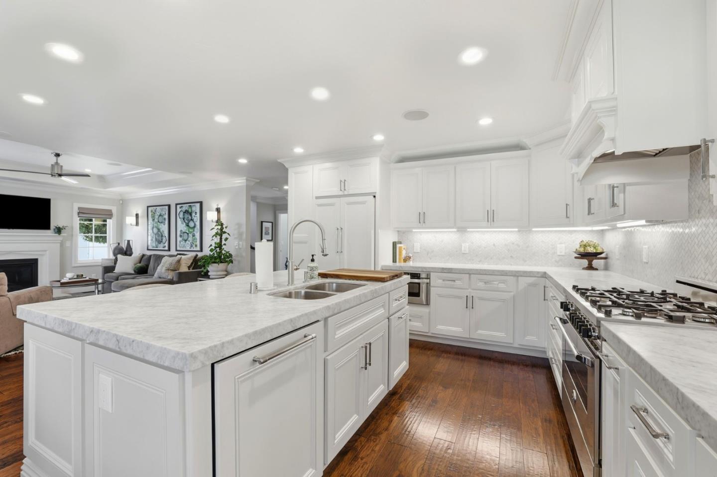 1152 Willow Glen Way