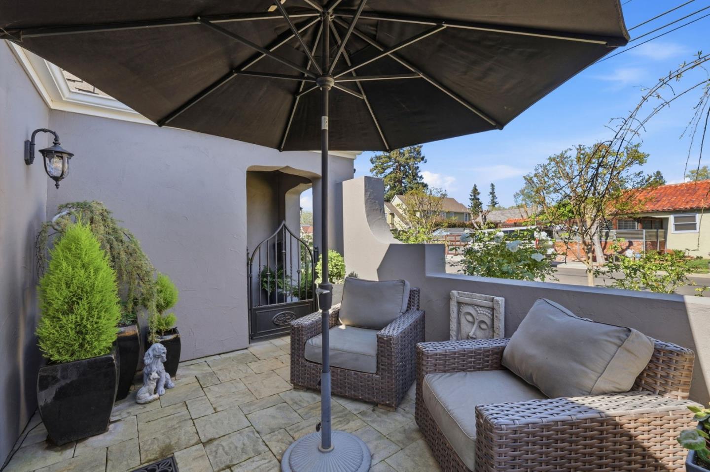 1152 Willow Glen Way