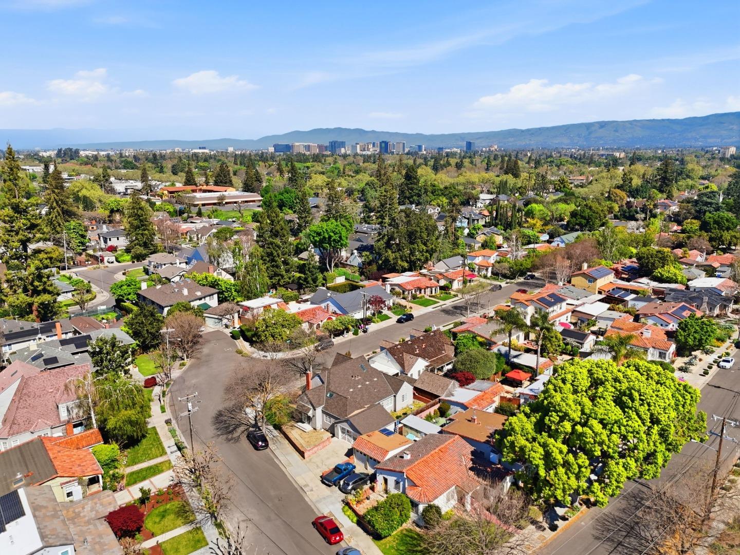 1152 Willow Glen Way