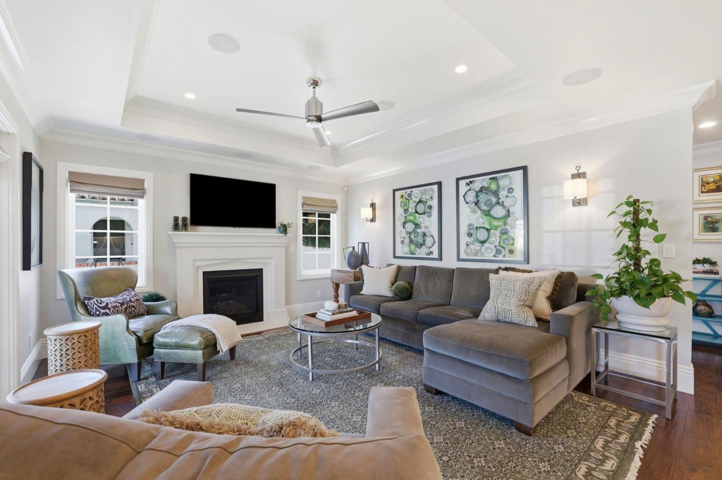 1152 Willow Glen Way