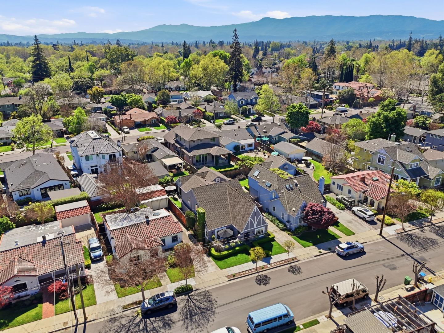 1152 Willow Glen Way