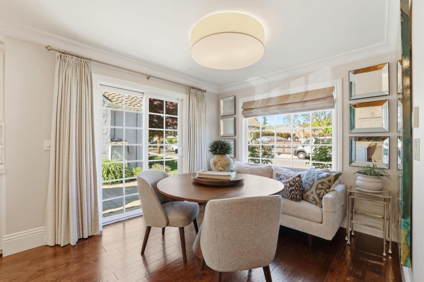 1152 Willow Glen Way