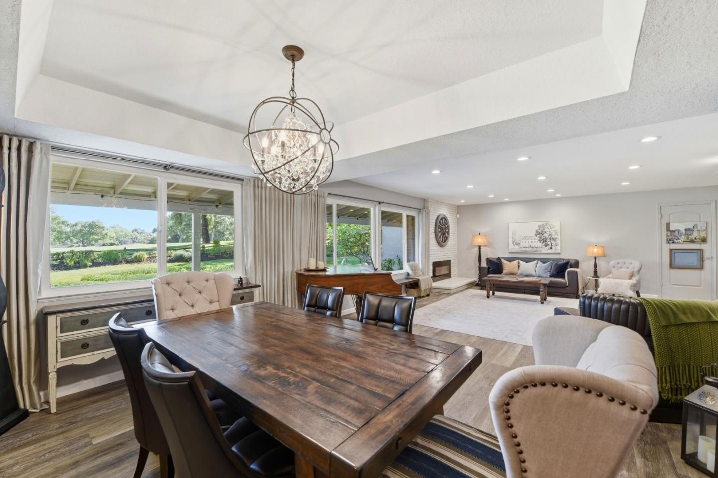 1370 Hillcrest Court