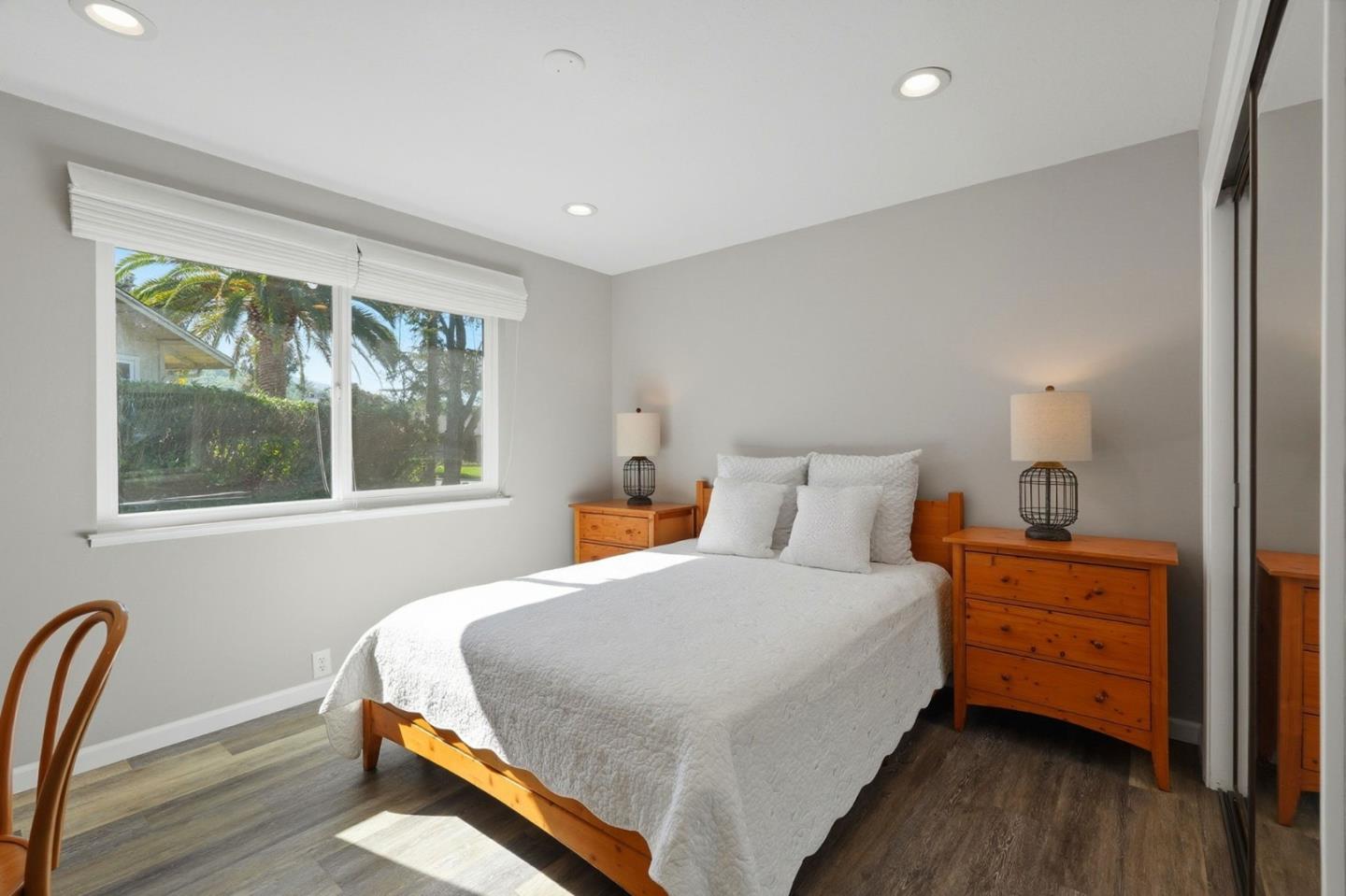 1370 Hillcrest Court