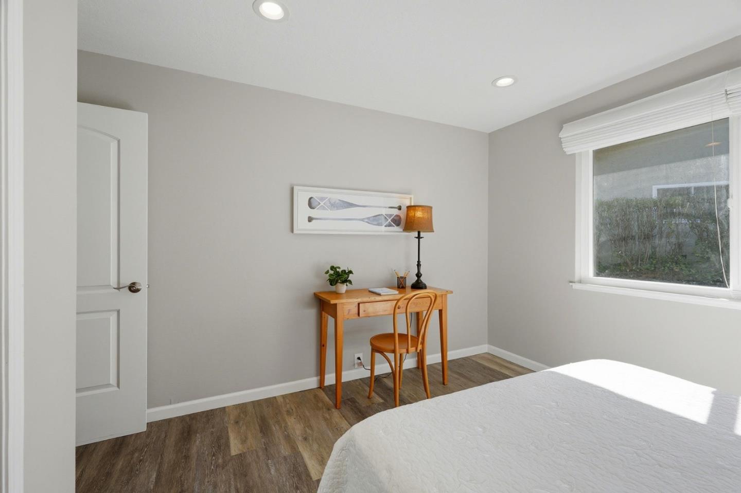 1370 Hillcrest Court