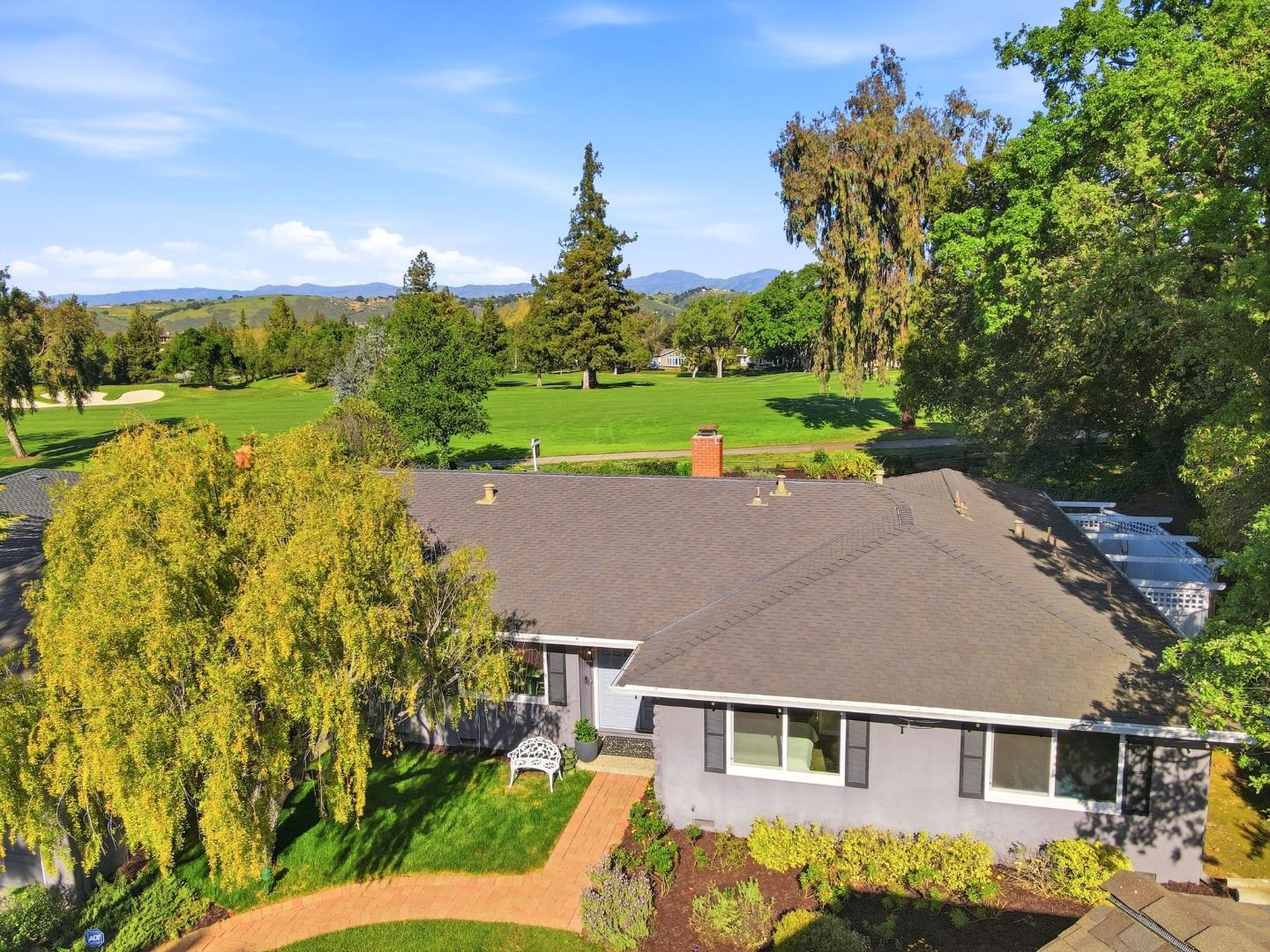 1370 Hillcrest Court