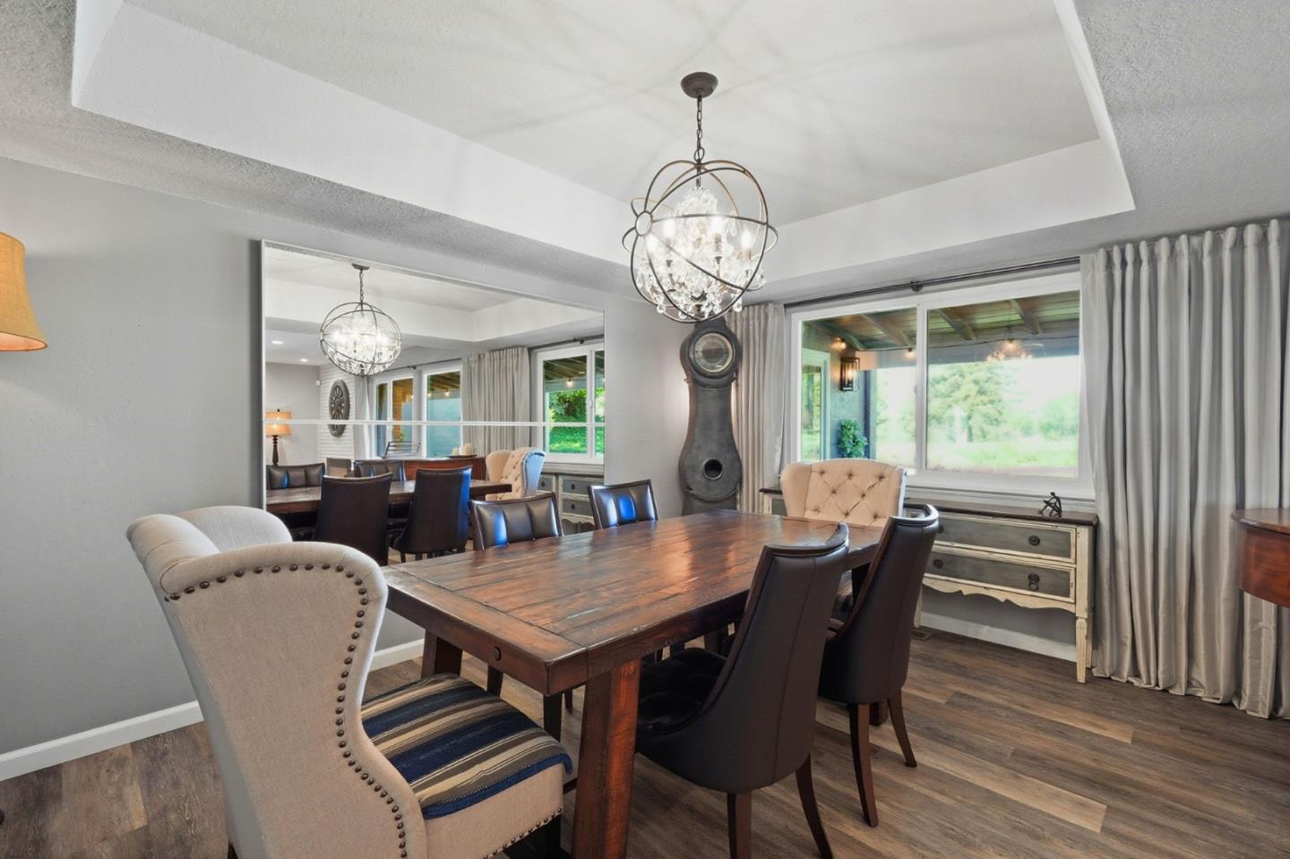 1370 Hillcrest Court