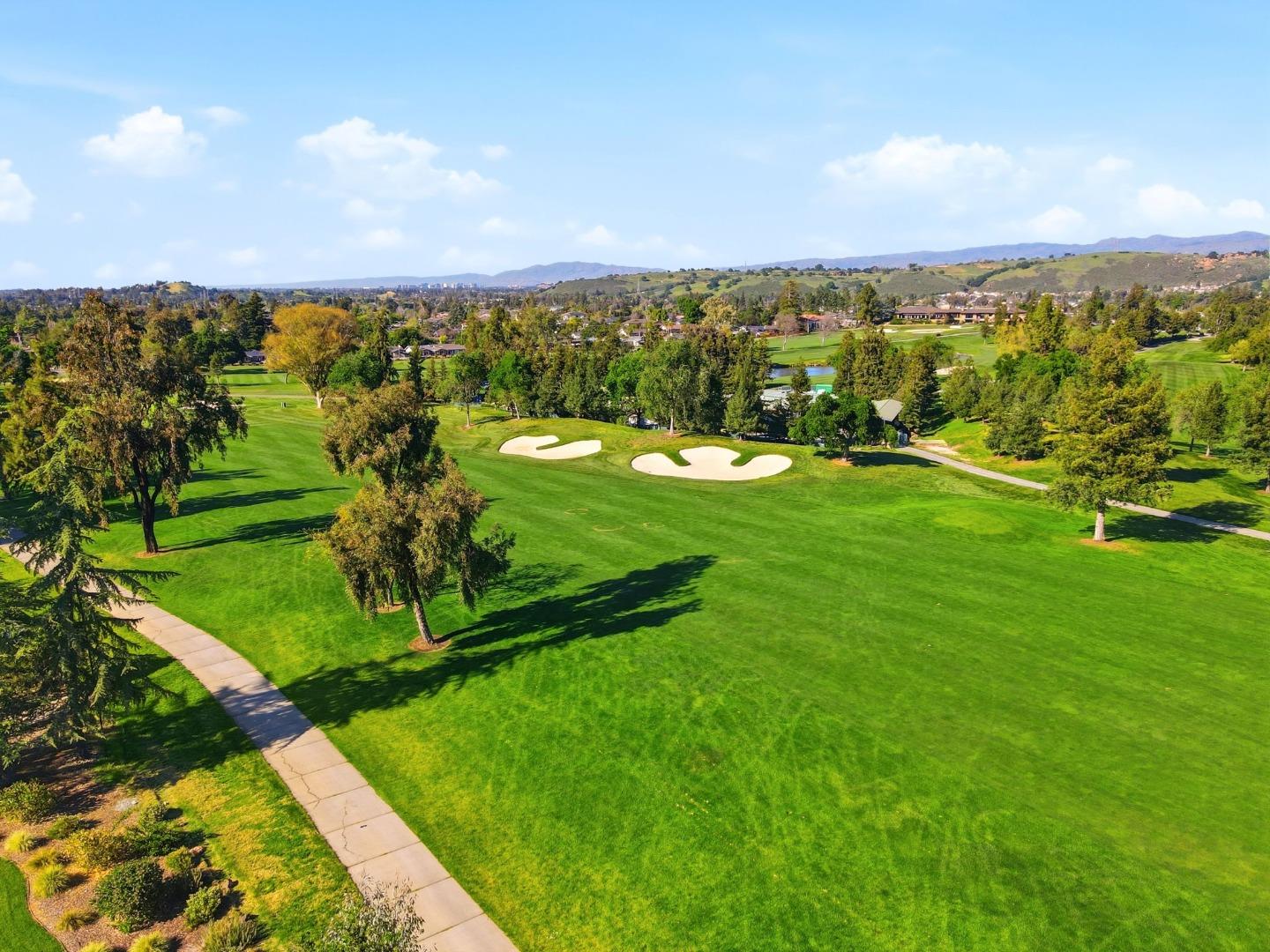 1370 Hillcrest Court