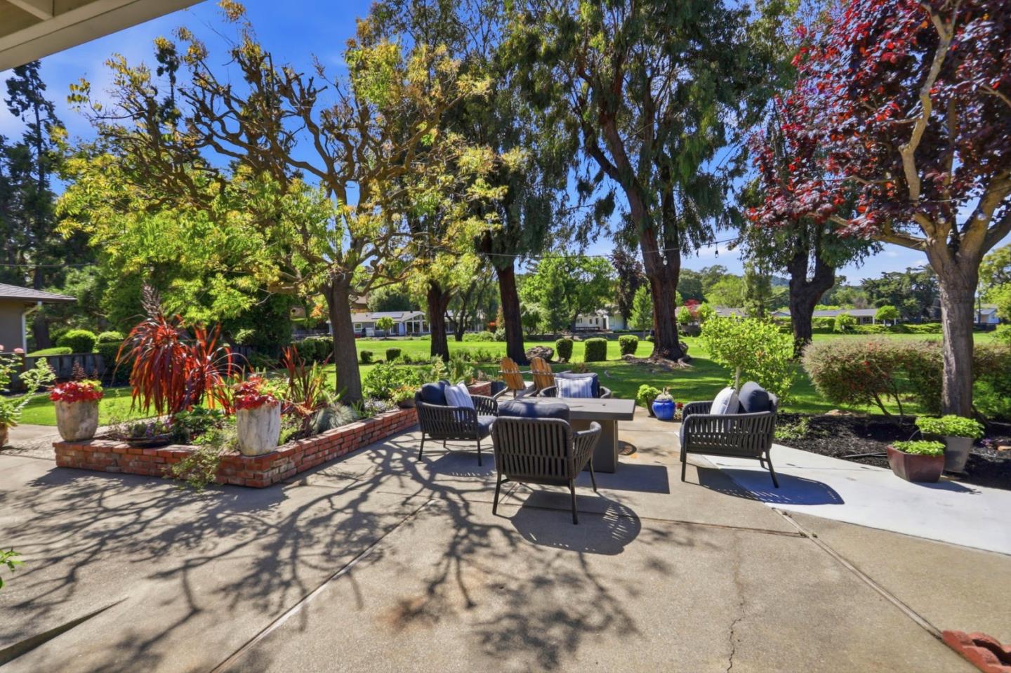 6613 Crystal Springs Drive