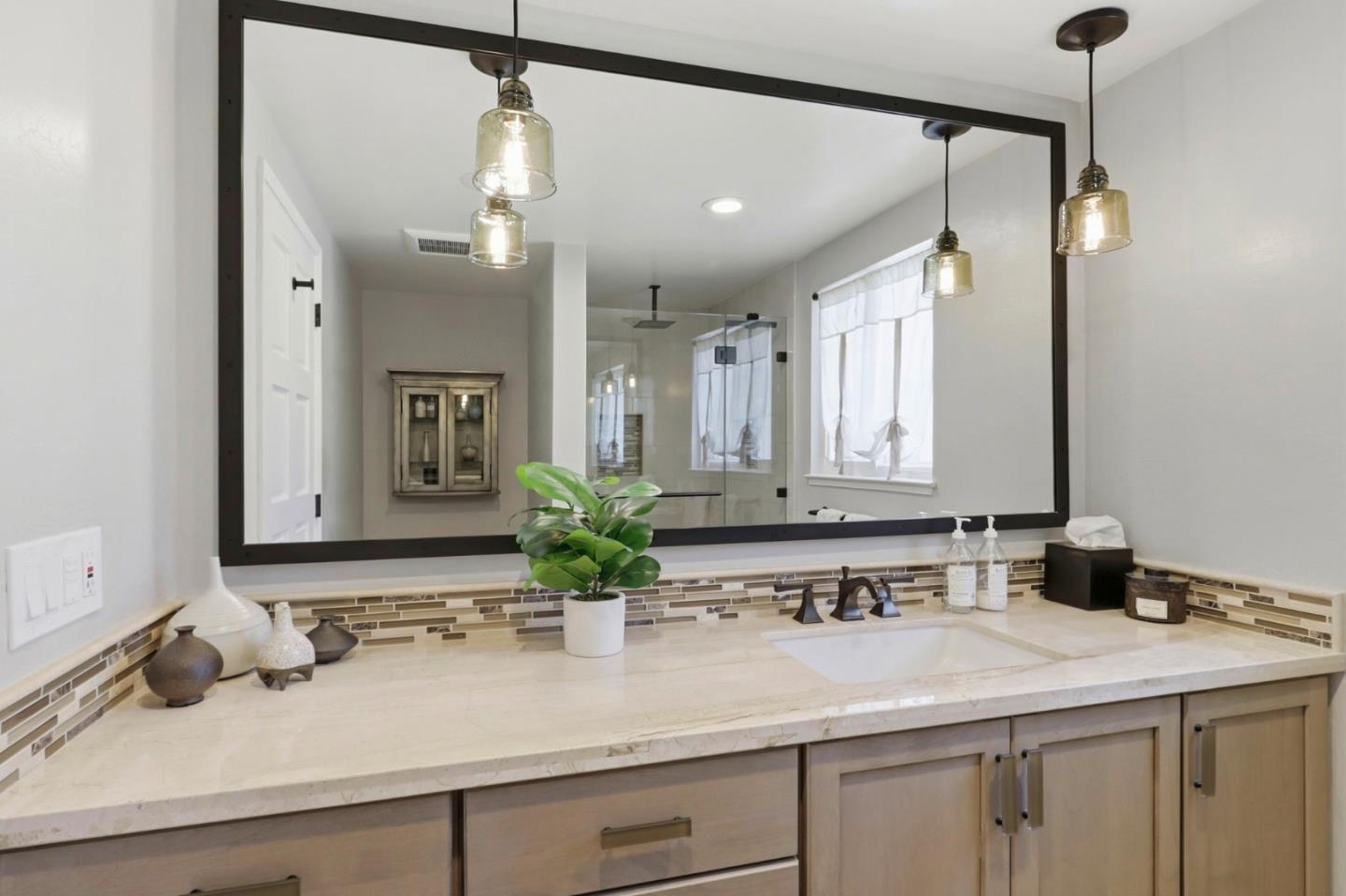 6613 Crystal Springs Drive