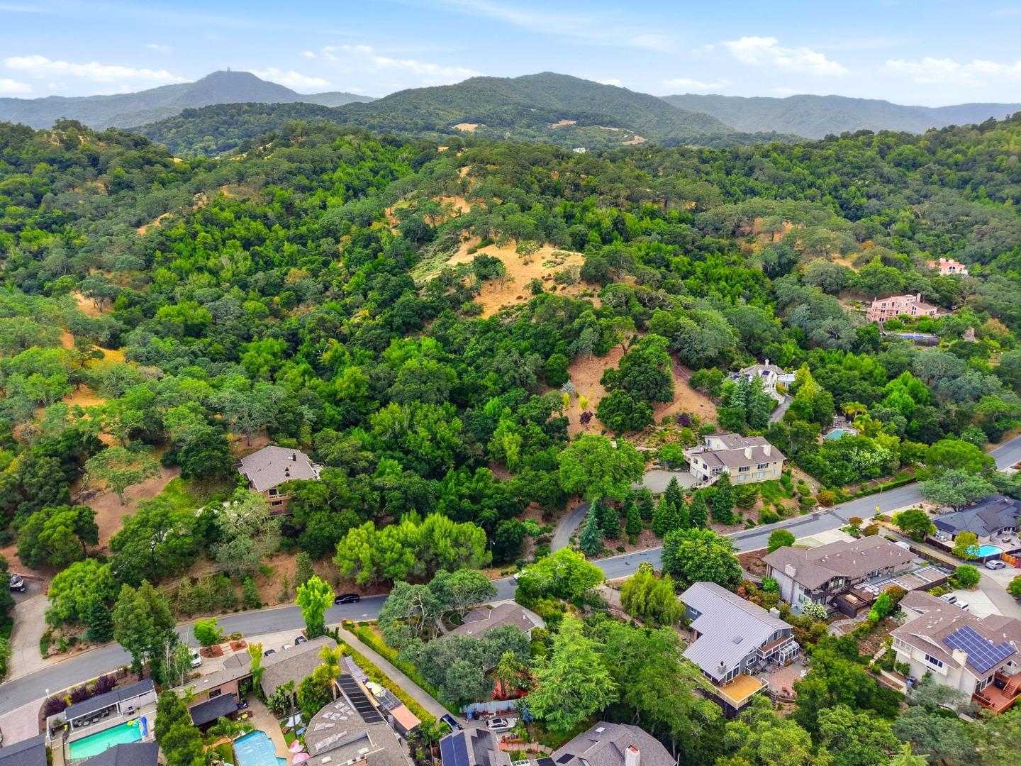 7111 Wooded Lake Drive