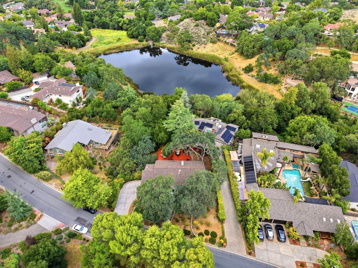 7111 Wooded Lake Drive
