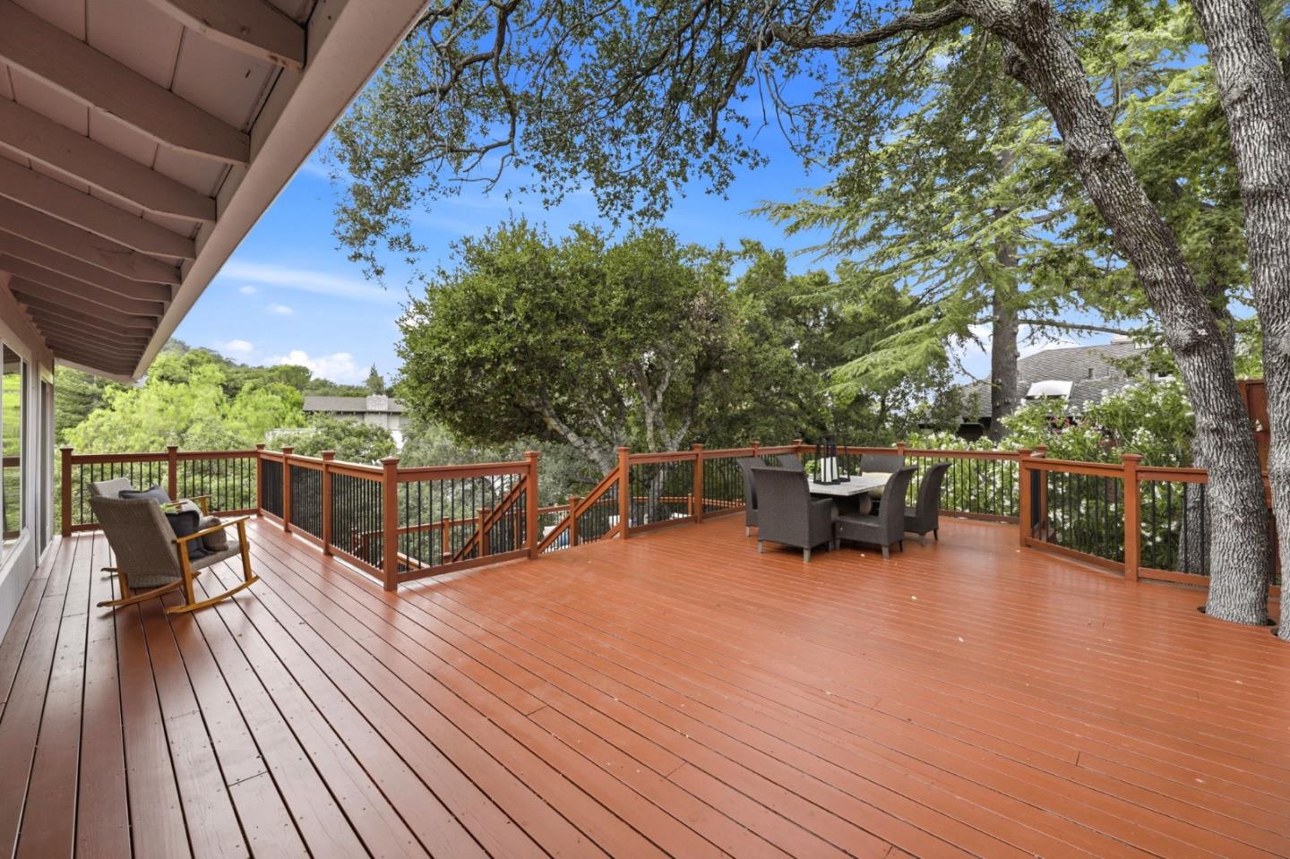 7111 Wooded Lake Drive
