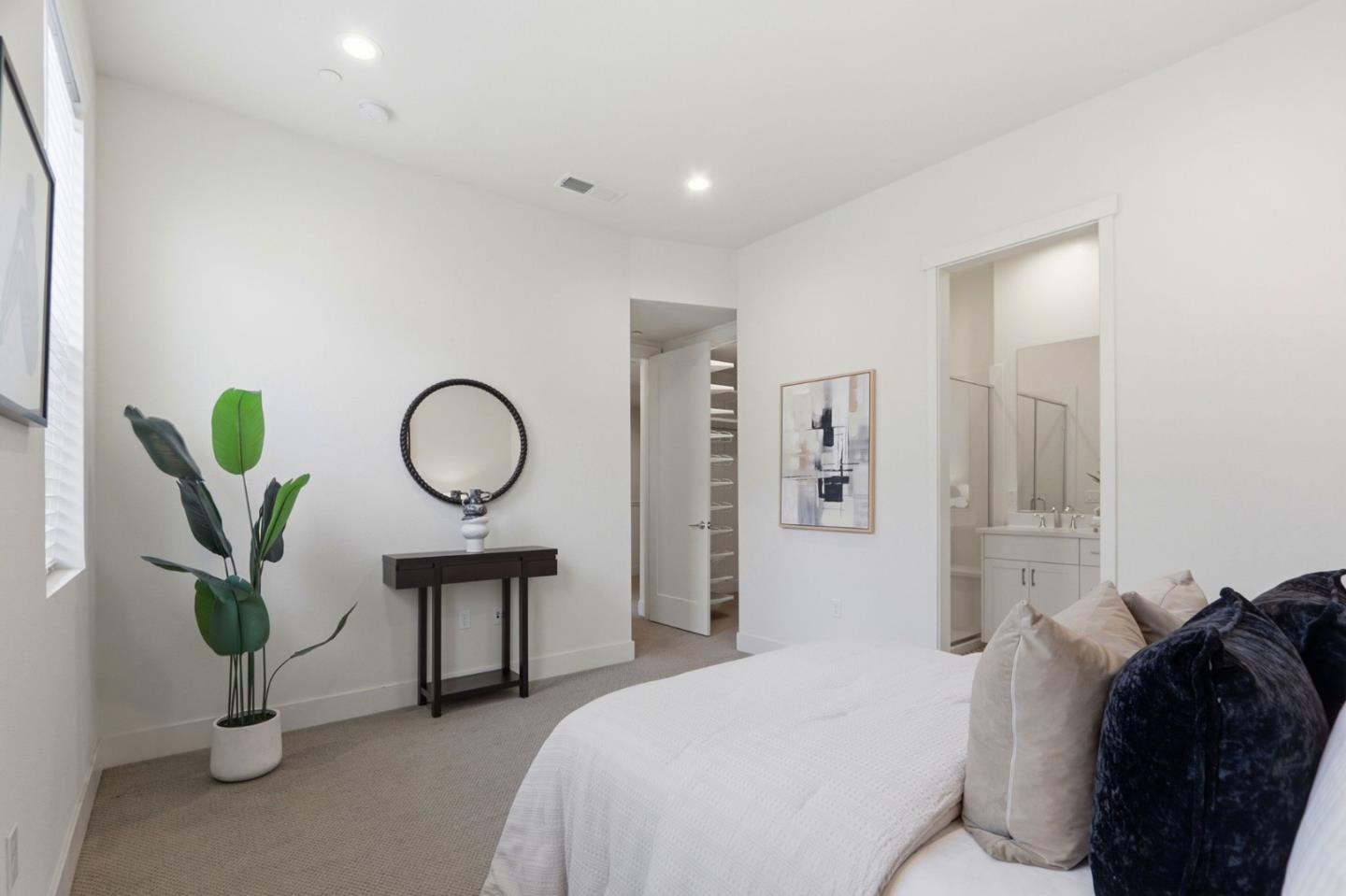 214 Proximity Way