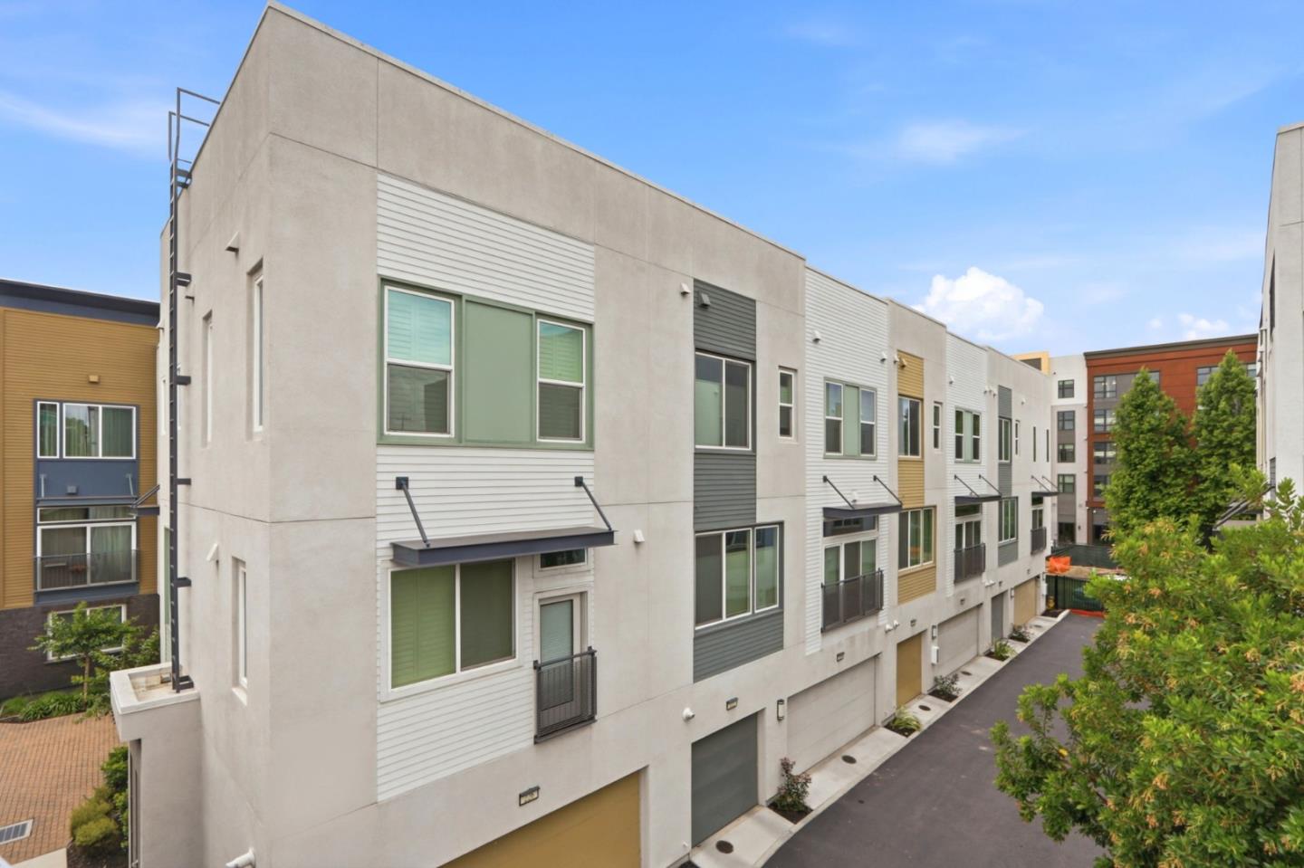 214 Proximity Way