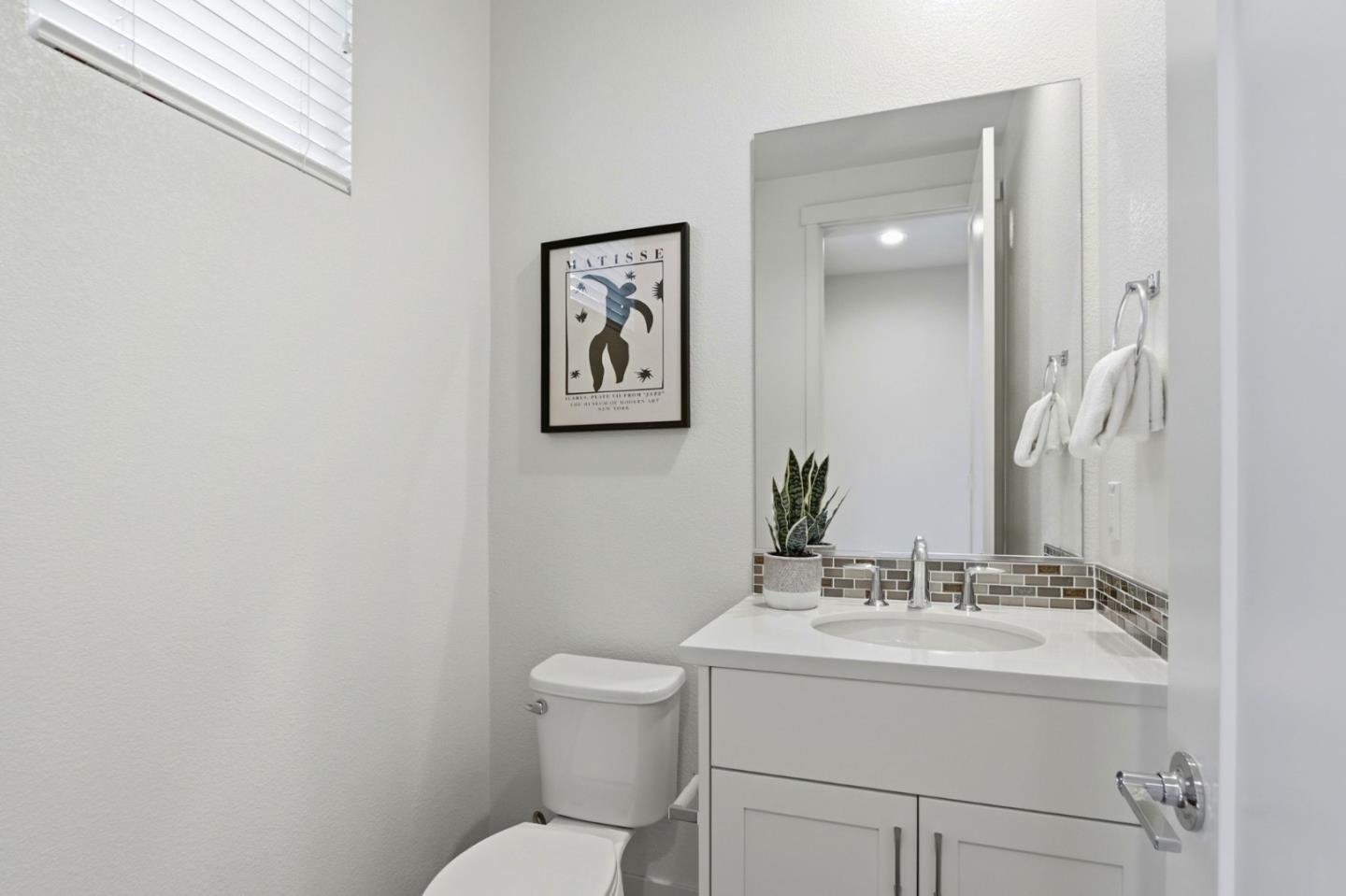 214 Proximity Way