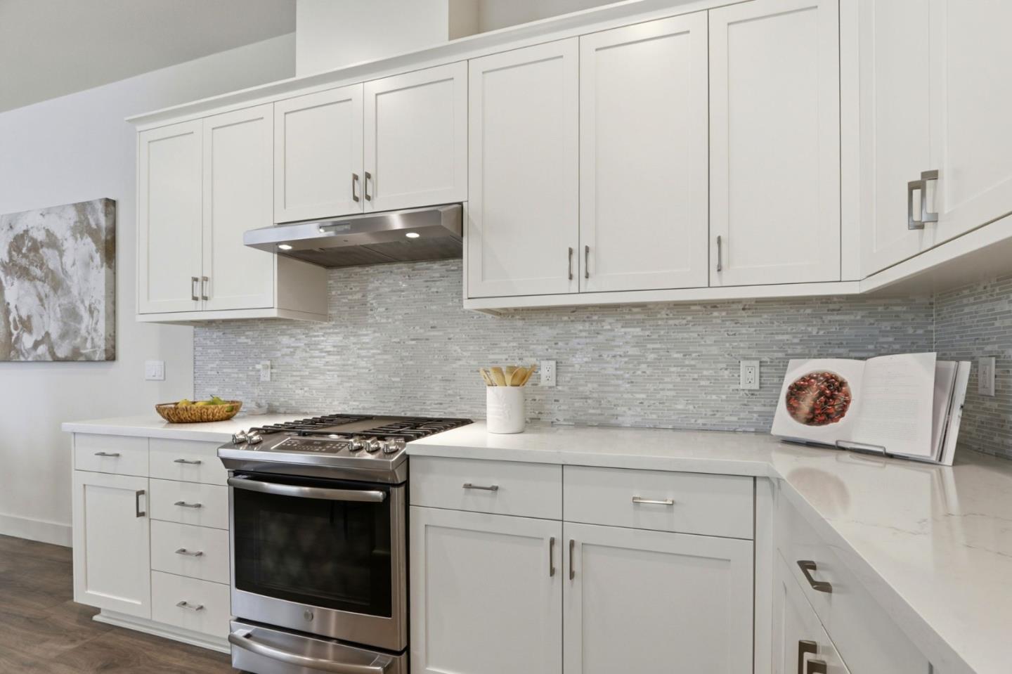 214 Proximity Way