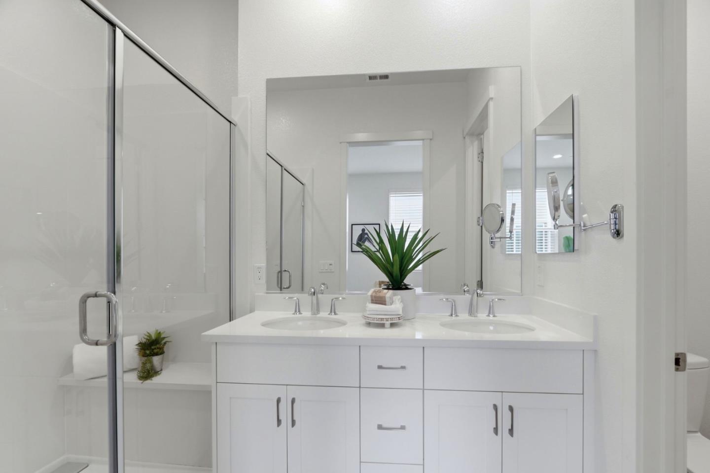 214 Proximity Way