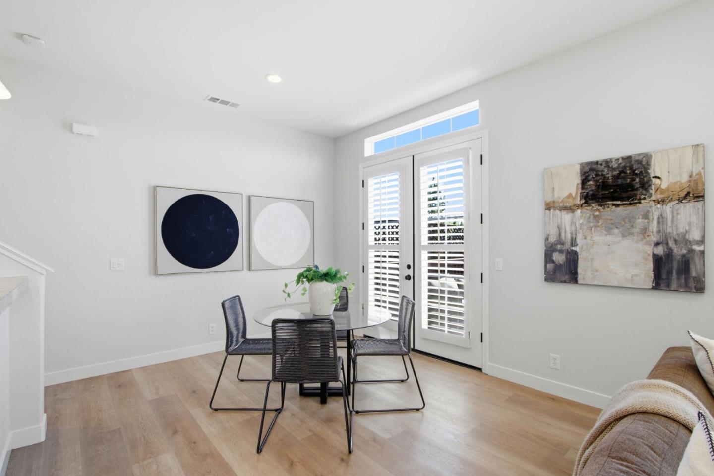 2400 Plateau DR