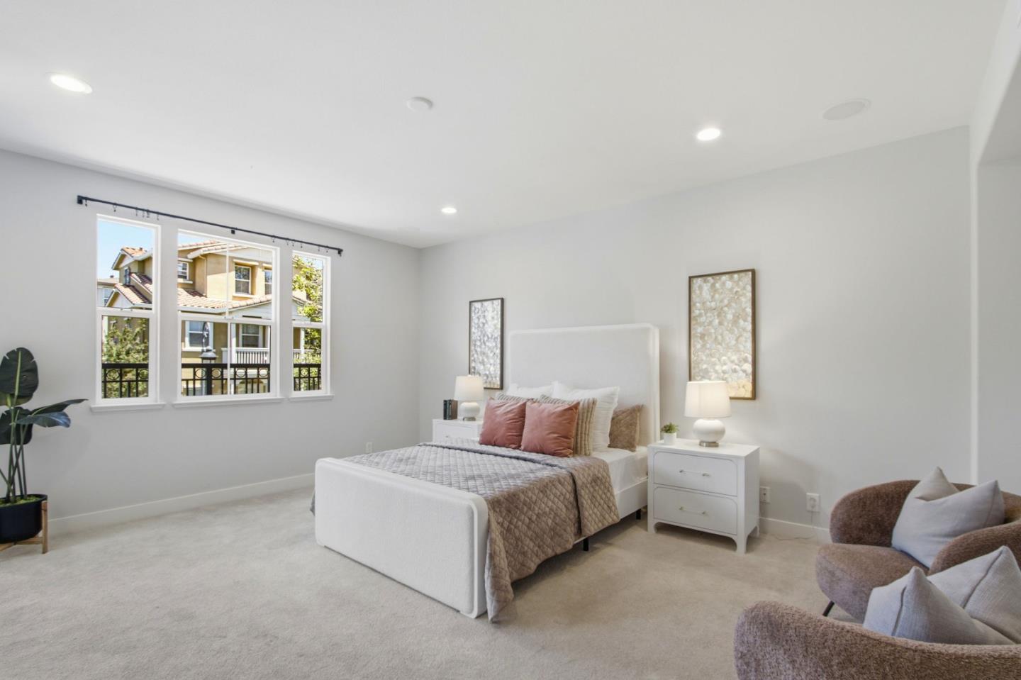 2400 Plateau DR