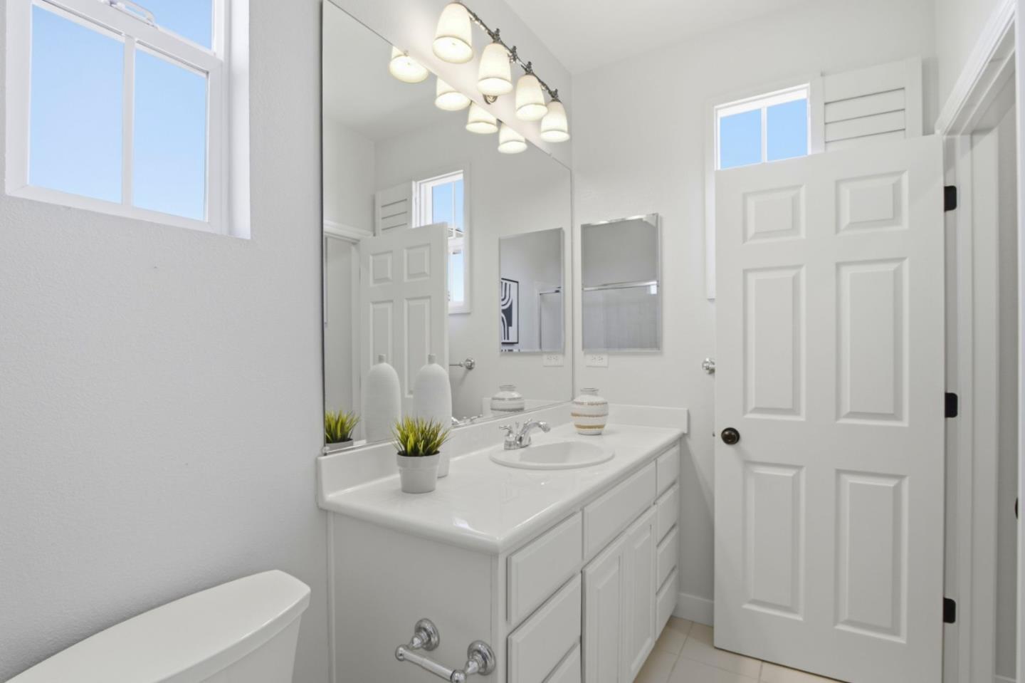 2400 Plateau DR