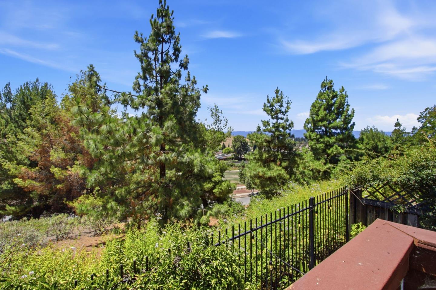 2400 Plateau DR