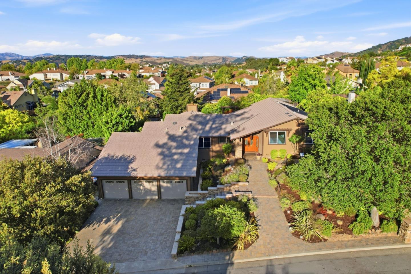 7142 Echo Ridge DR