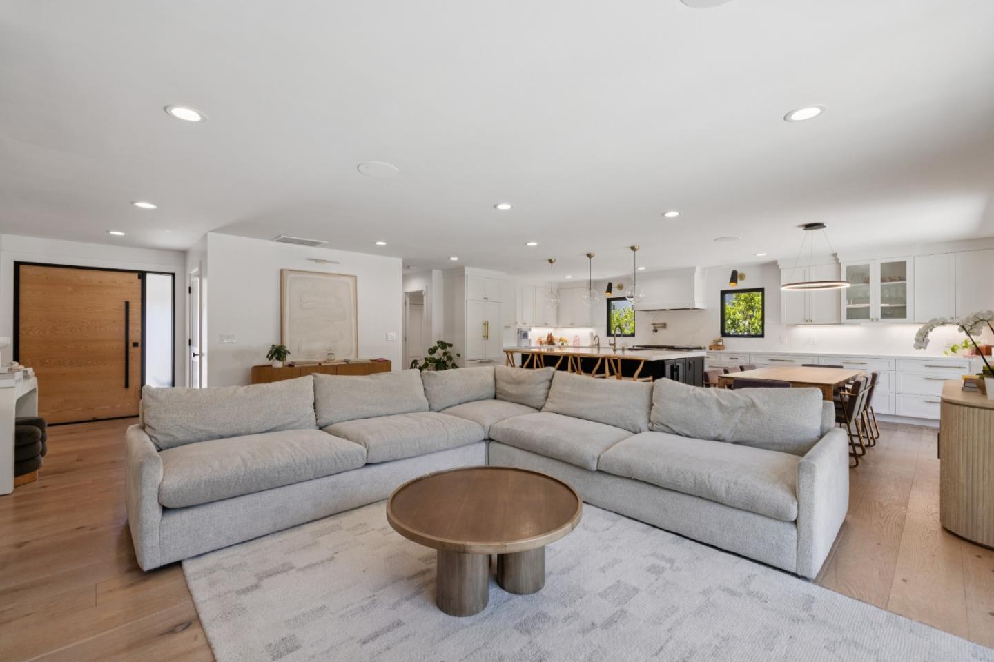 6474 Camelia DR