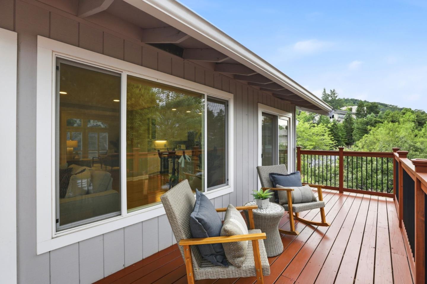 7111 Wooded Lake DR