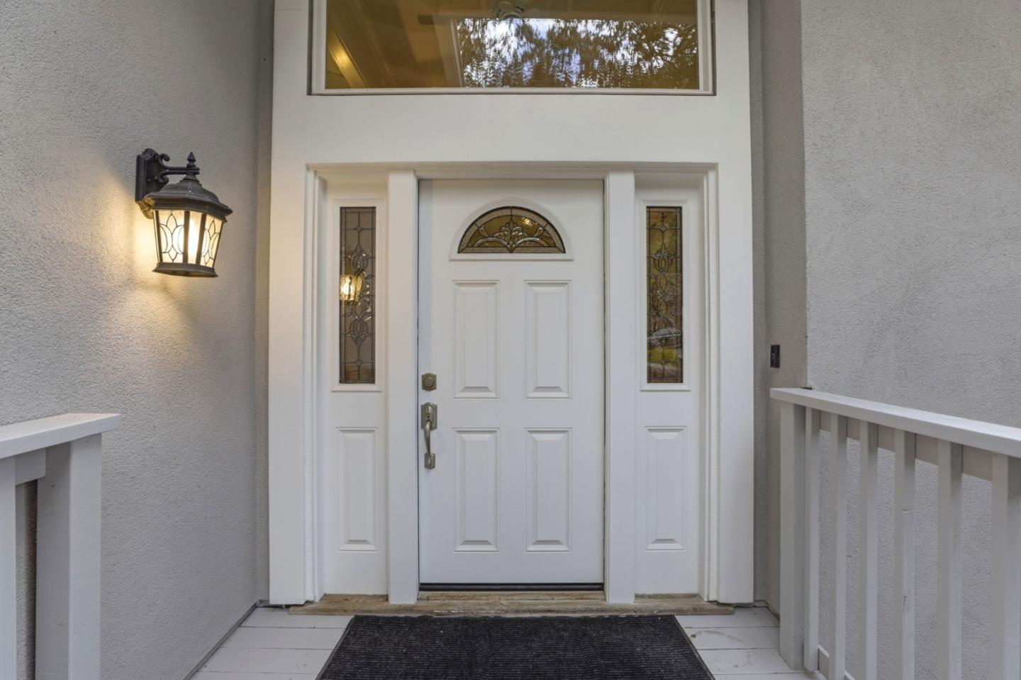 7111 Wooded Lake DR
