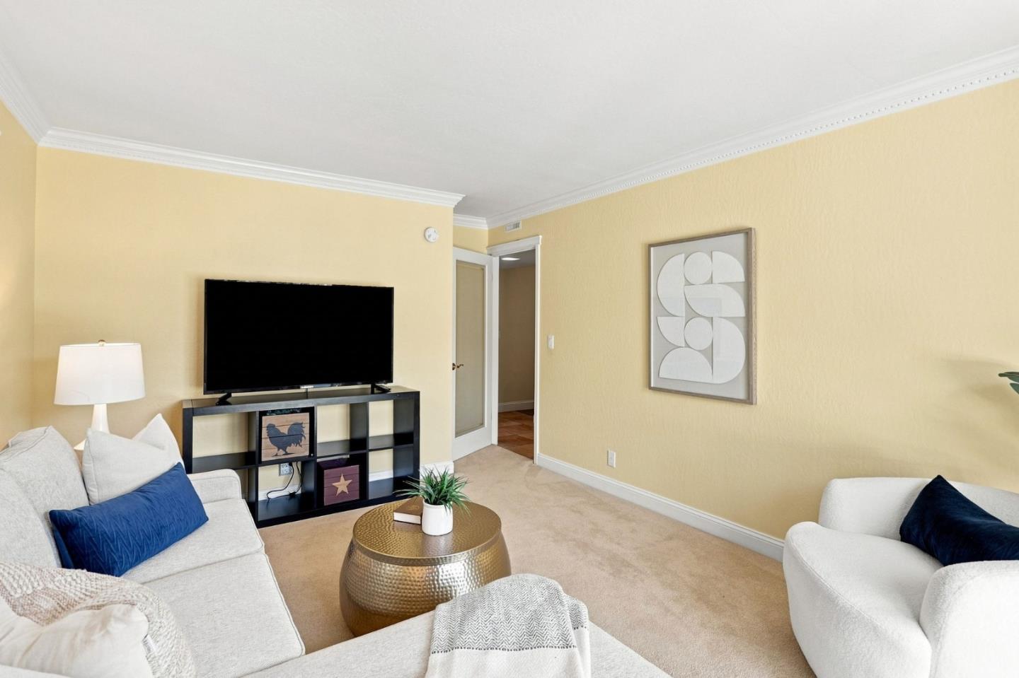 6463 Camelia DR