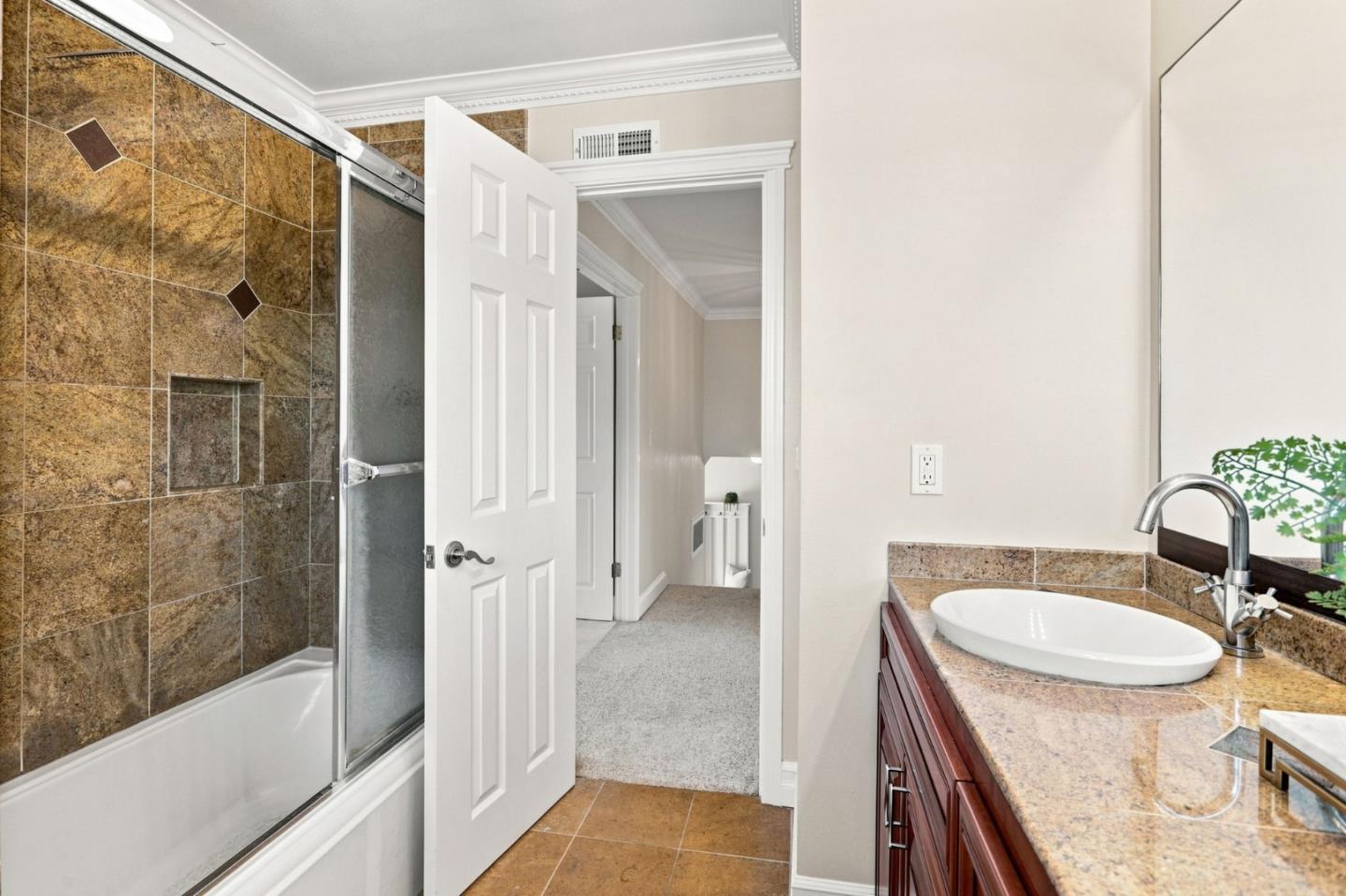 6463 Camelia DR