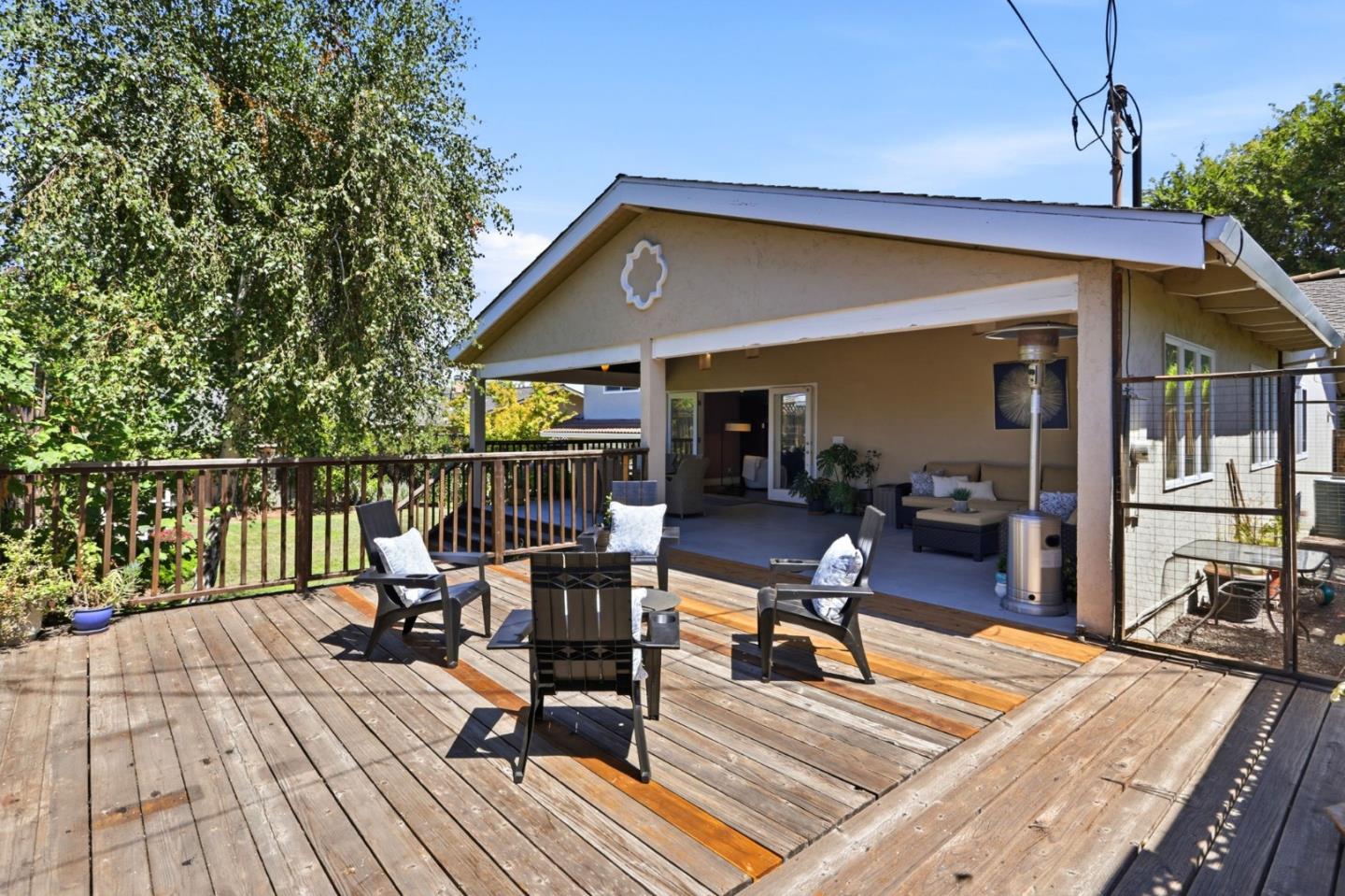 6463 Camelia DR