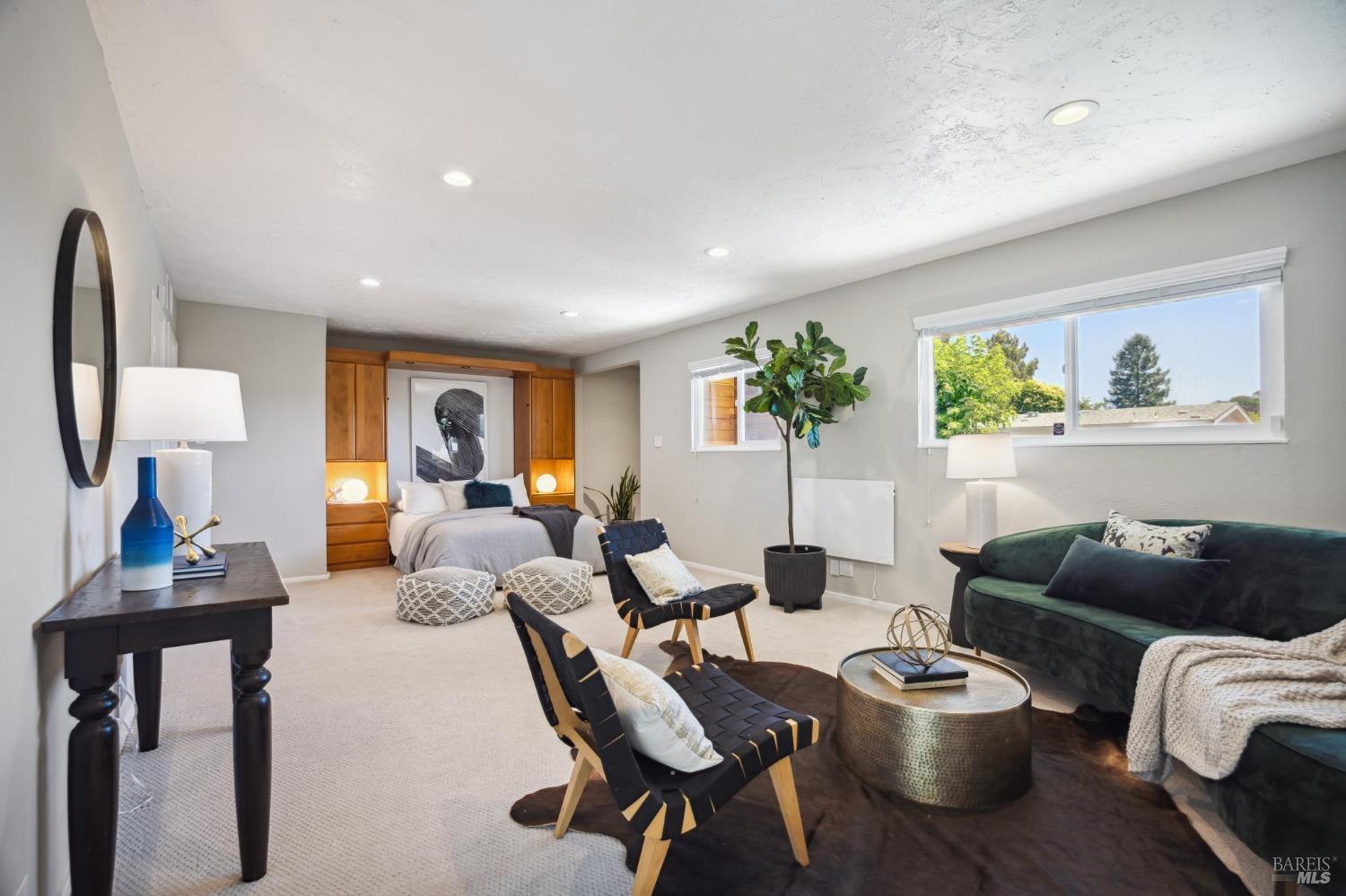 790 Tamarack Drive