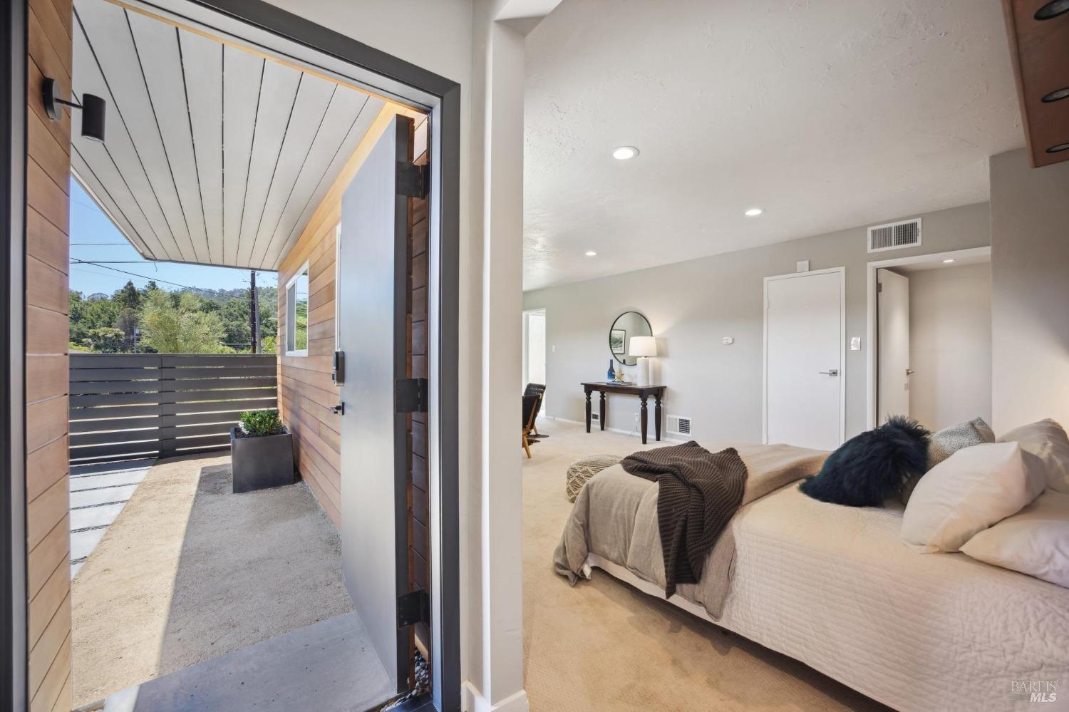 790 Tamarack Drive
