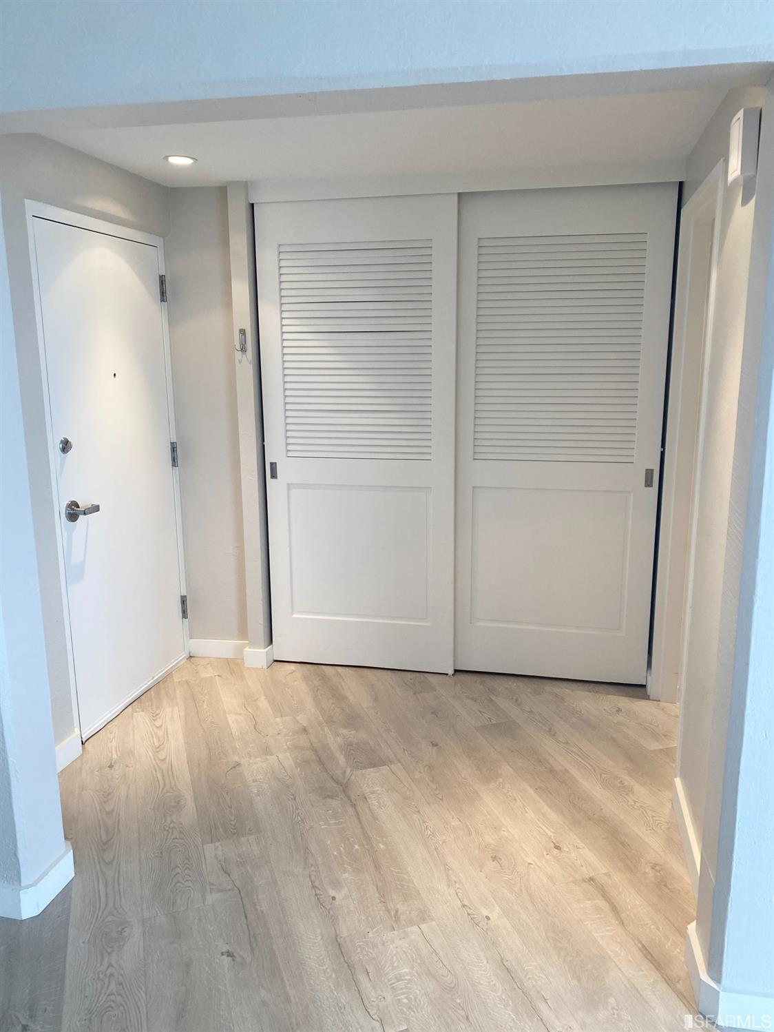 1200 Gough Street Unit: 19E
