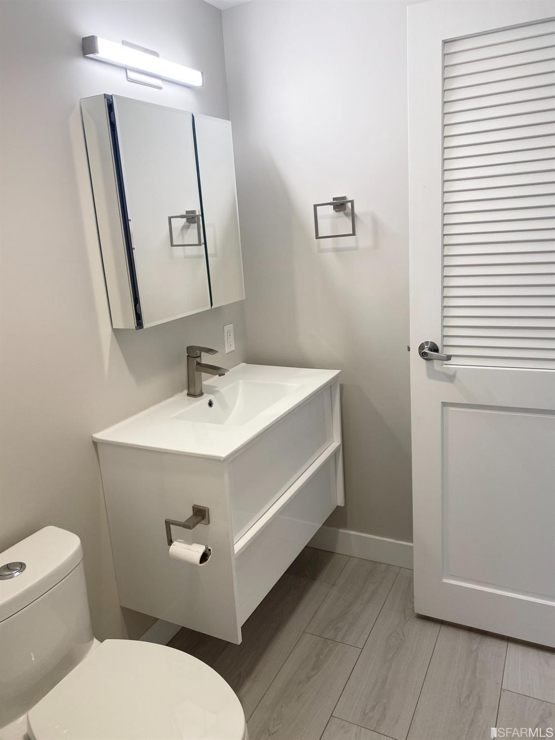 1200 Gough Street Unit: 19E