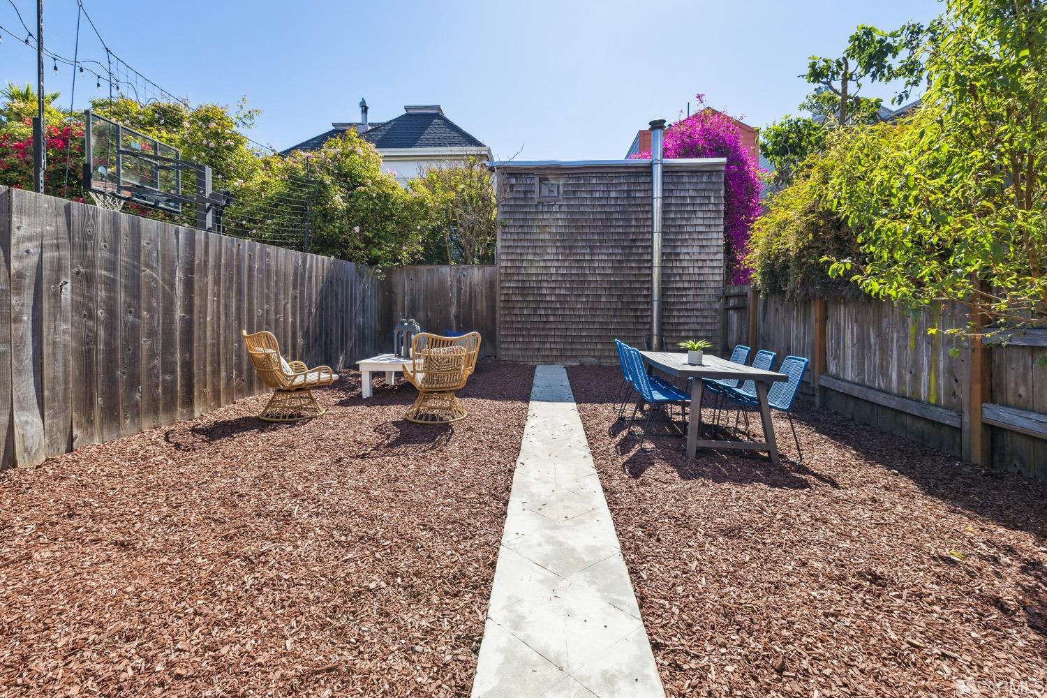 1253 Florida Street