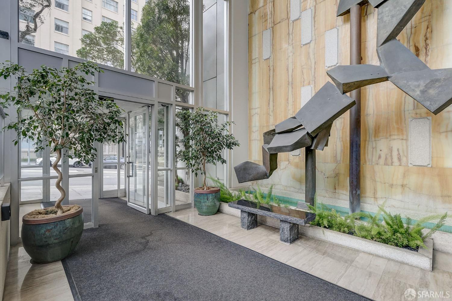 1200 California Street Unit: 11A