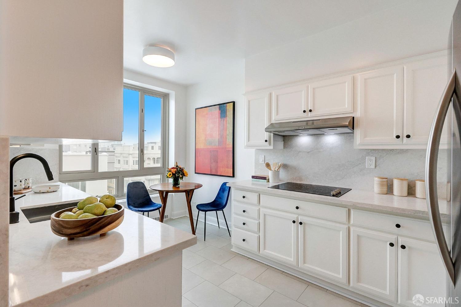 1200 California Street Unit: 11A