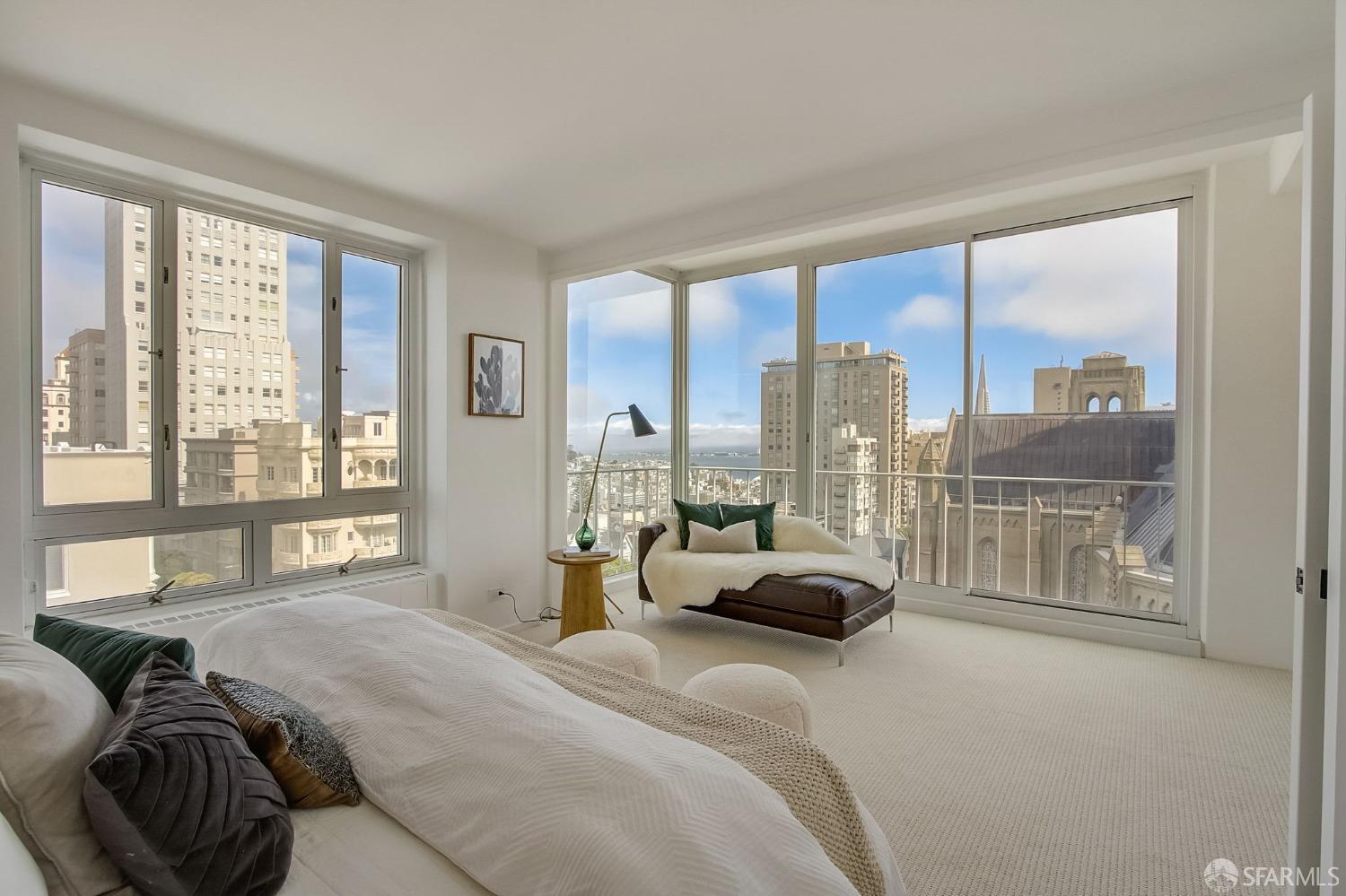 1200 California Street Unit: 11A