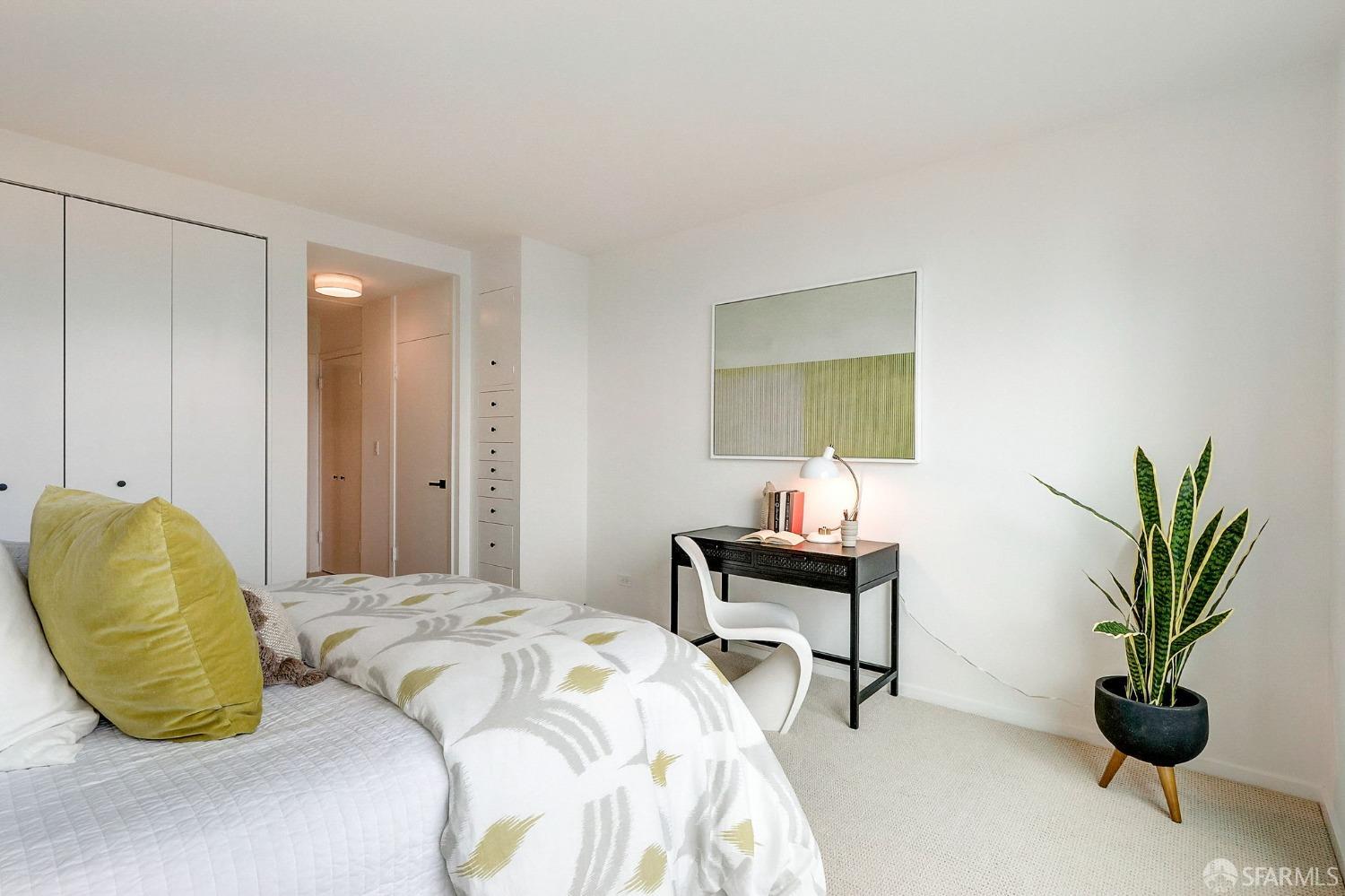 1200 California Street Unit: 11A